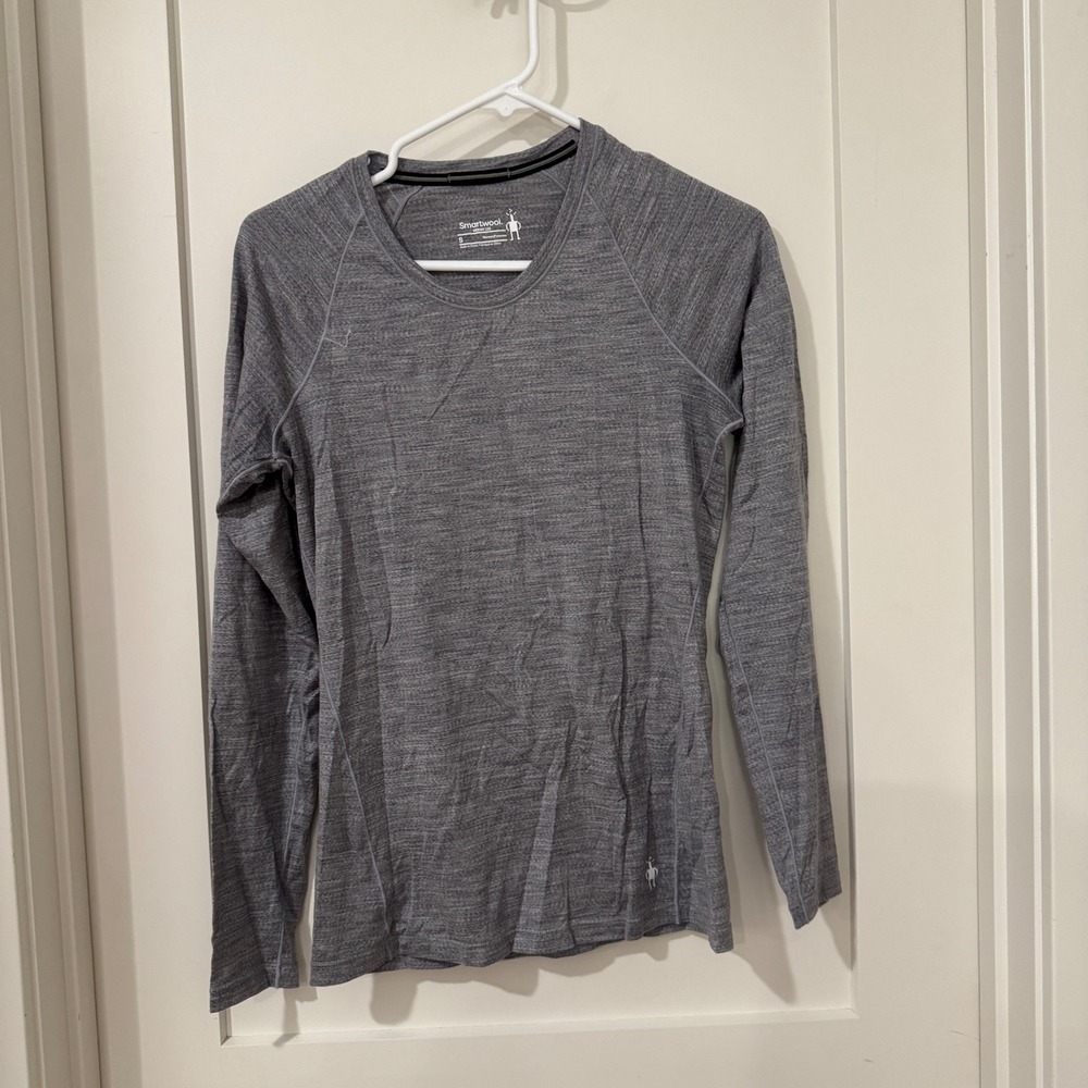 Smartwool Merino 150 Base Layer Top Mens Small Gray Long Sleeve Crew SW015050